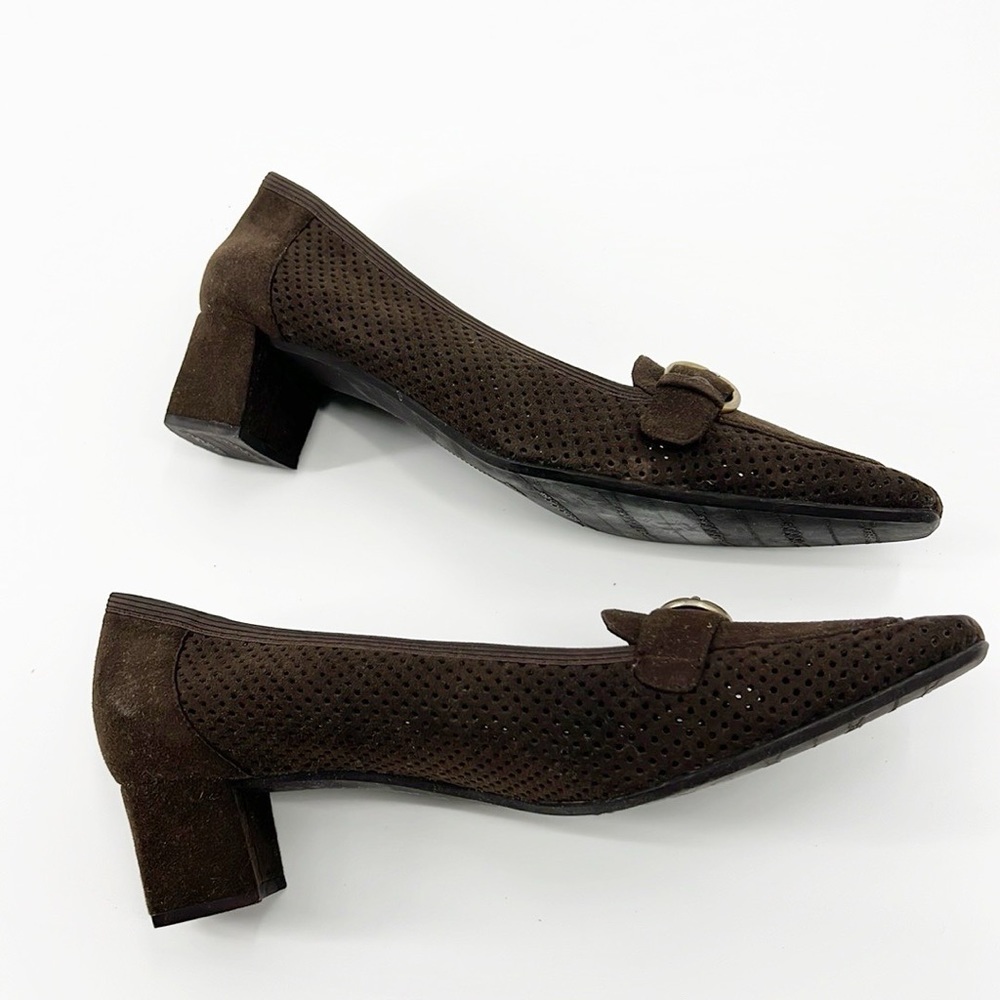 The Tailored Woman Vintage Crocodile Embossed Brown Pumps size 5.5 - Picture 2 of 10